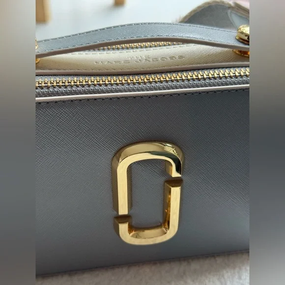 Marc Jacobs The Sure Shot Bag - Picture 2 of 7